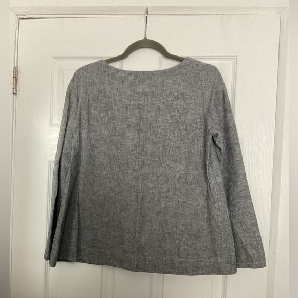 Gray Linen Blouse - Picture 4 of 6